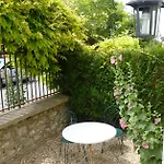 Le Clos De L'eglise - Ines 펜션